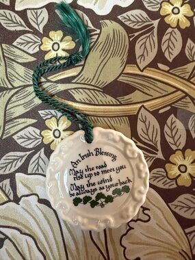Beleek ireland ornament with Irish Blessing